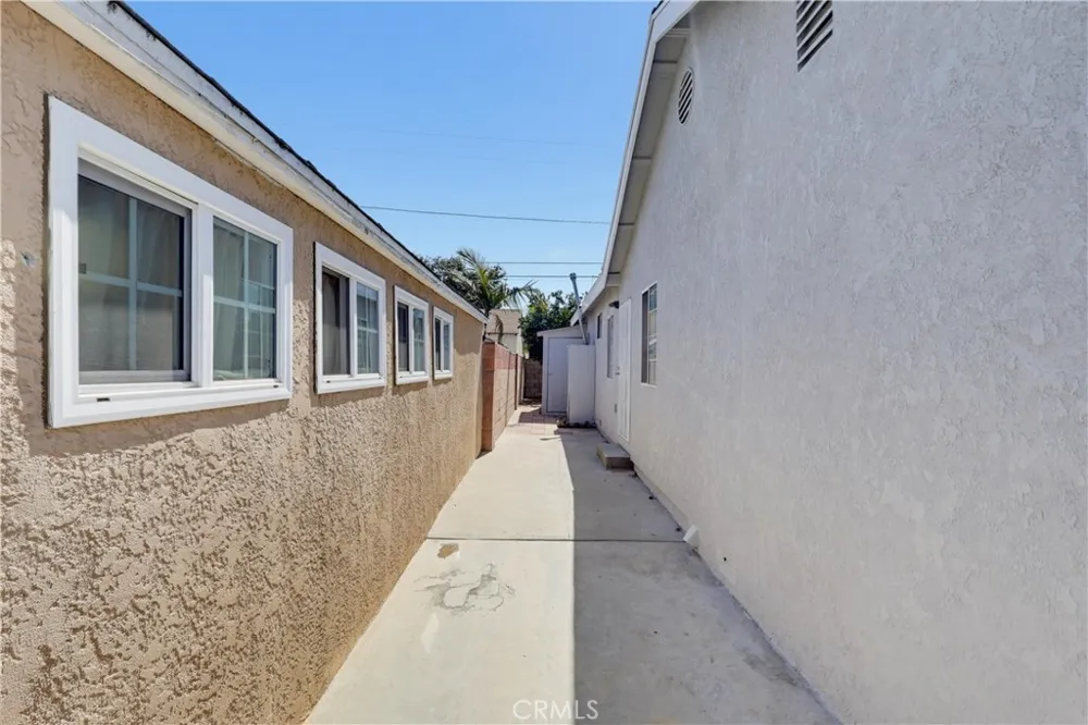 11456 Mclaren Street Norwalk, CA 90650