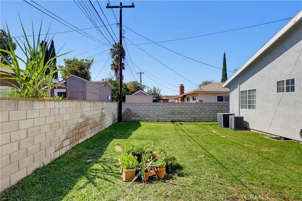 11456 Mclaren Street Norwalk, CA 90650