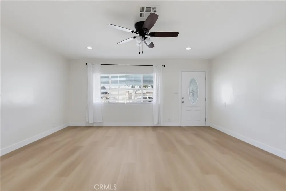 11456 Mclaren Street Norwalk, CA 90650