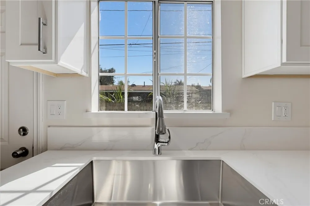 11456 Mclaren Street Norwalk, CA 90650
