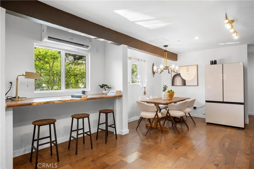 1930 Weepah Way Los Angeles, CA 90046