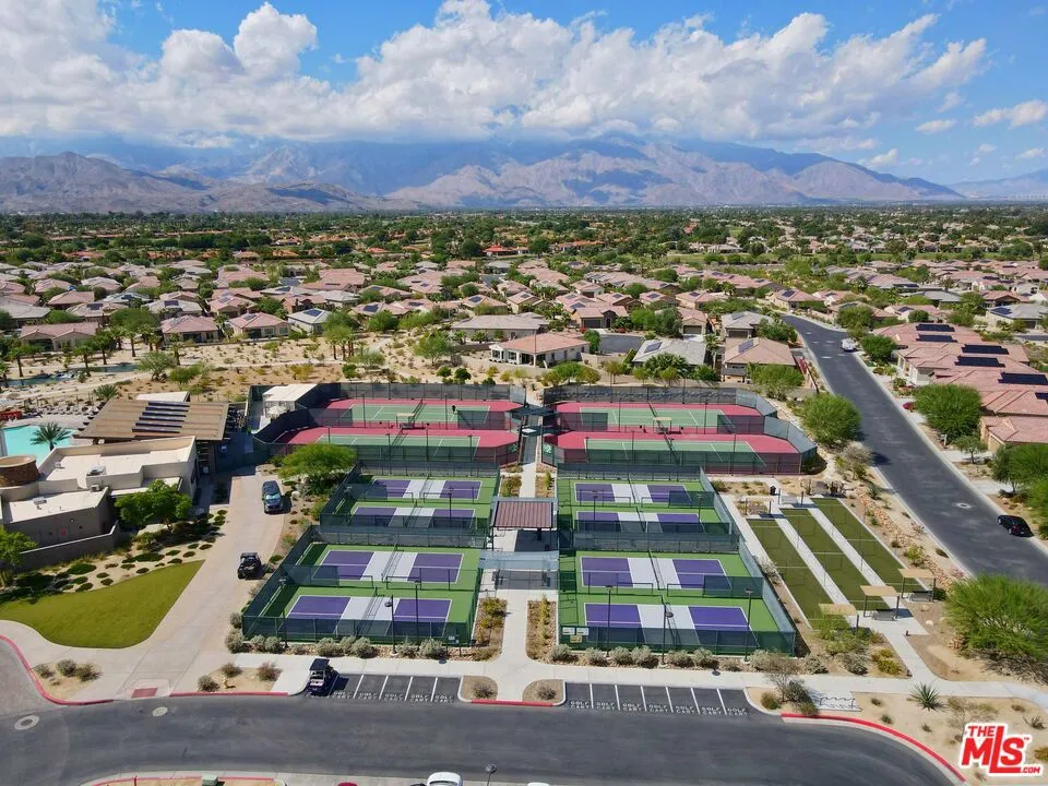 28 Zinfandel Rancho Mirage, CA 92270