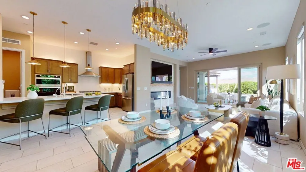 28 Zinfandel Rancho Mirage, CA 92270