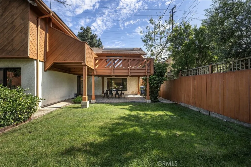 3585 Military Los Angeles, CA 90034