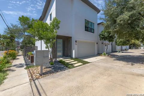 730 E Josephine St