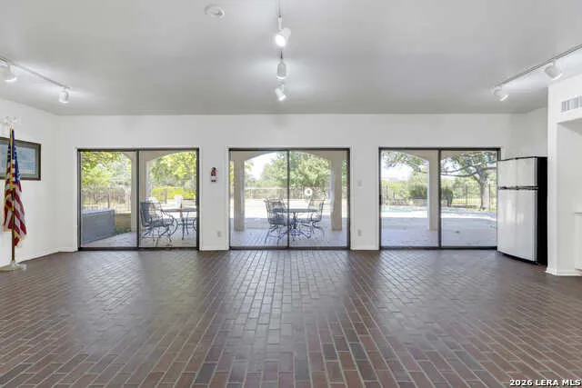 4311 Muirfield San Antonio, TX 78229
