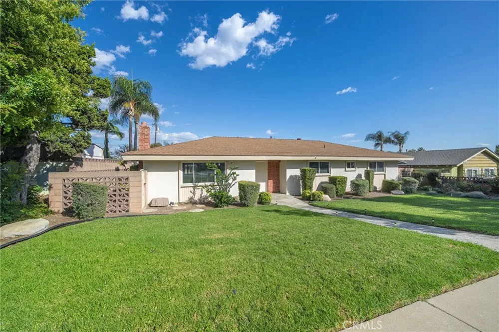 1848 2nd Upland, CA 91784