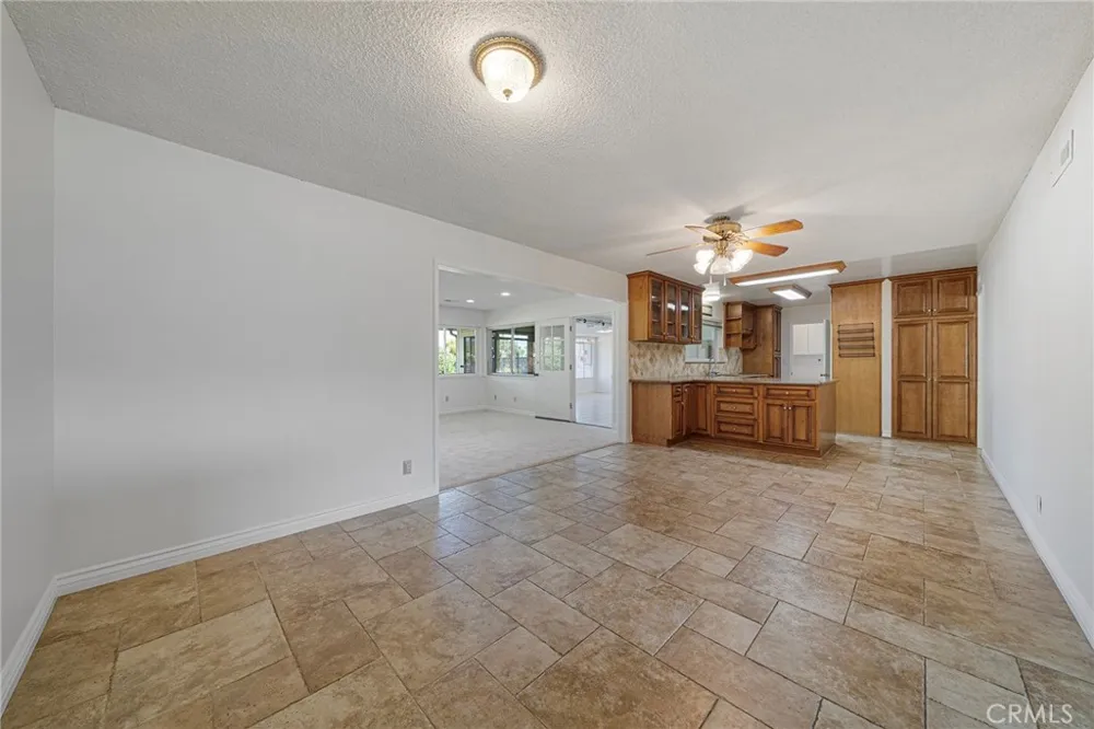 1848 2nd Upland, CA 91784