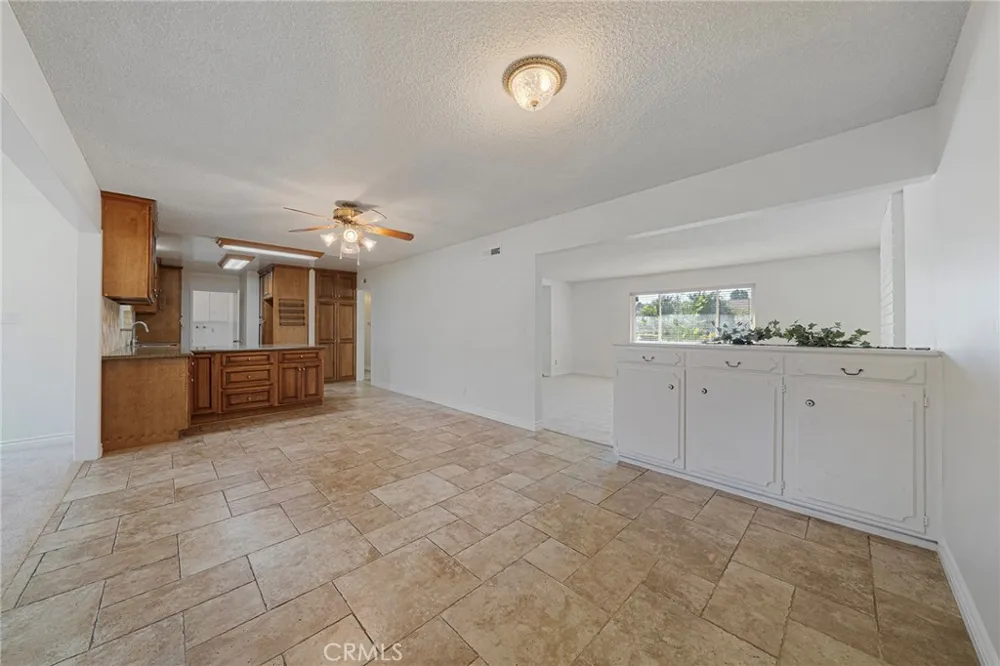1848 2nd Upland, CA 91784