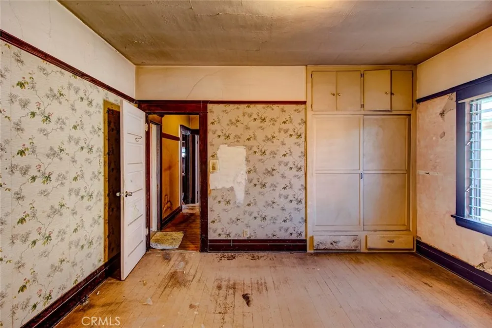1700 E 7th Long Beach, CA 90813