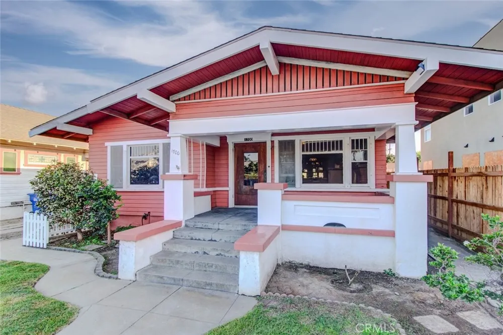 1700 E 7th Long Beach, CA 90813