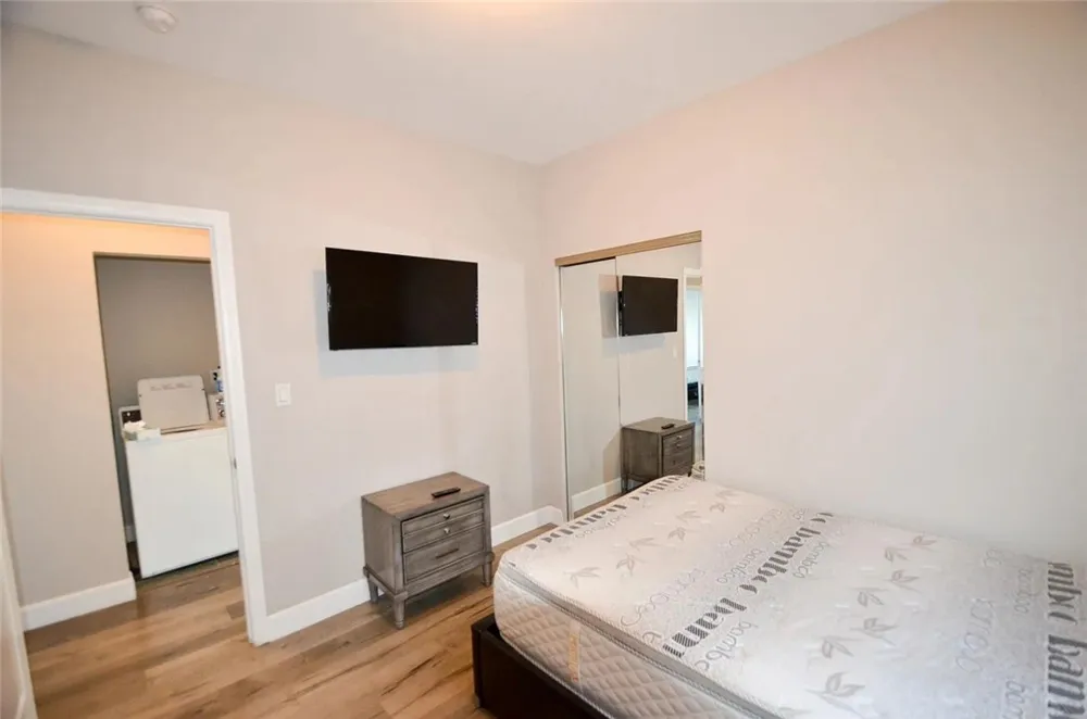 134 E 104th Los Angeles, CA 90003