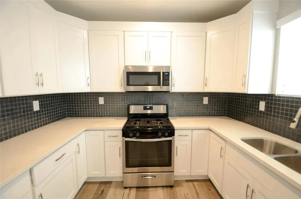 134 E 104th Los Angeles, CA 90003