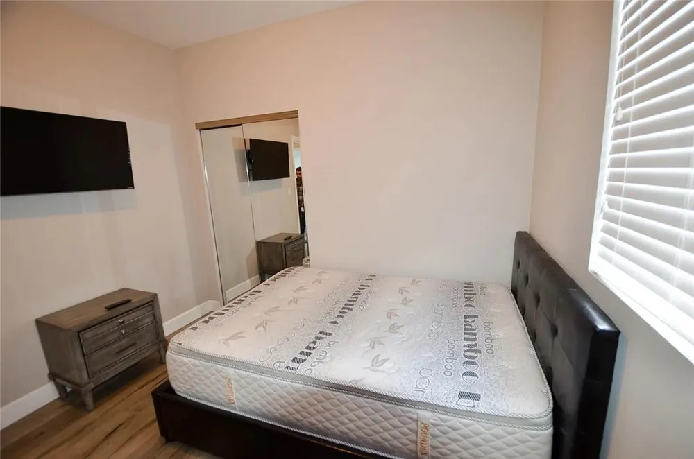 134 E 104th Los Angeles, CA 90003