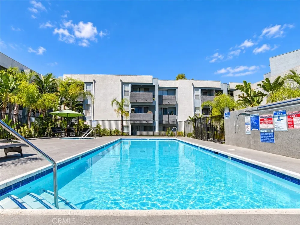 11657 Oxnard Street #212 North Hollywood, CA 91606