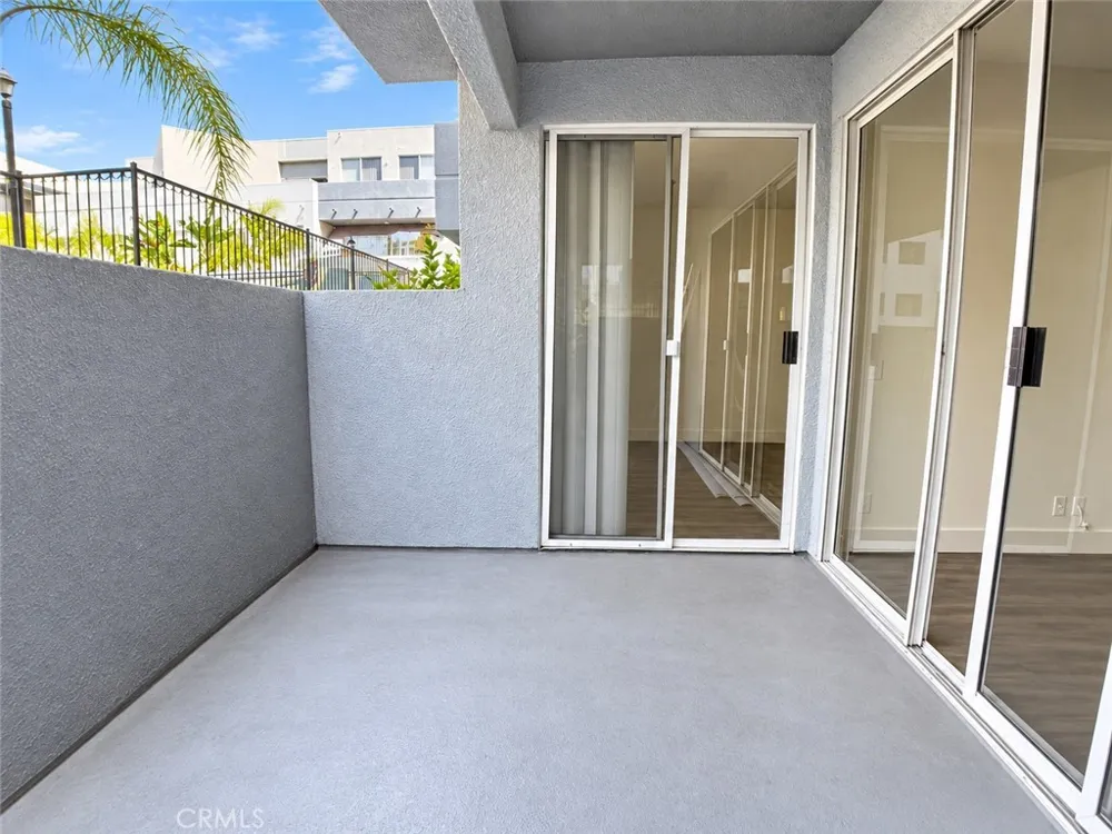 11657 Oxnard Street #212 North Hollywood, CA 91606
