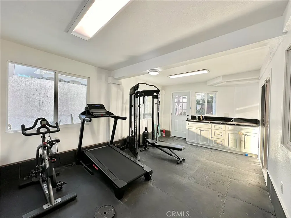 4751 Glen Ivy Street La Verne, CA 91750