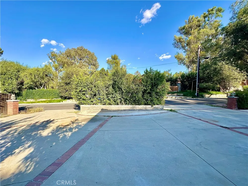 4751 Glen Ivy Street La Verne, CA 91750