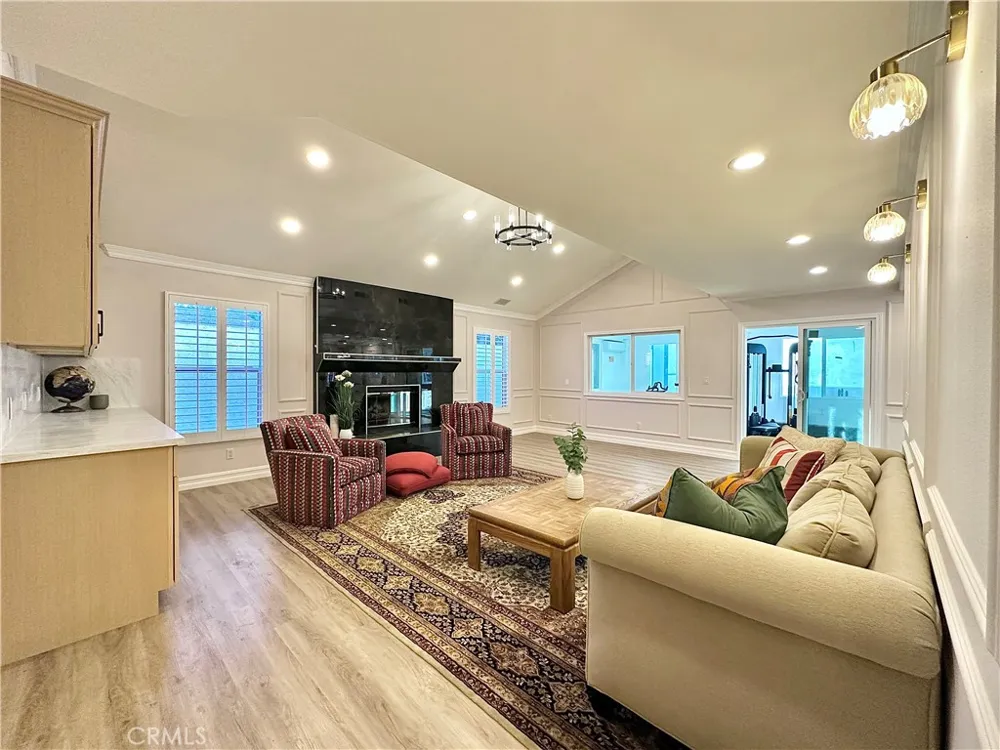 4751 Glen Ivy Street La Verne, CA 91750