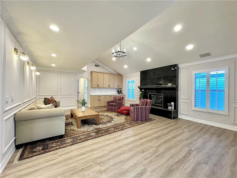 4751 Glen Ivy Street La Verne, CA 91750