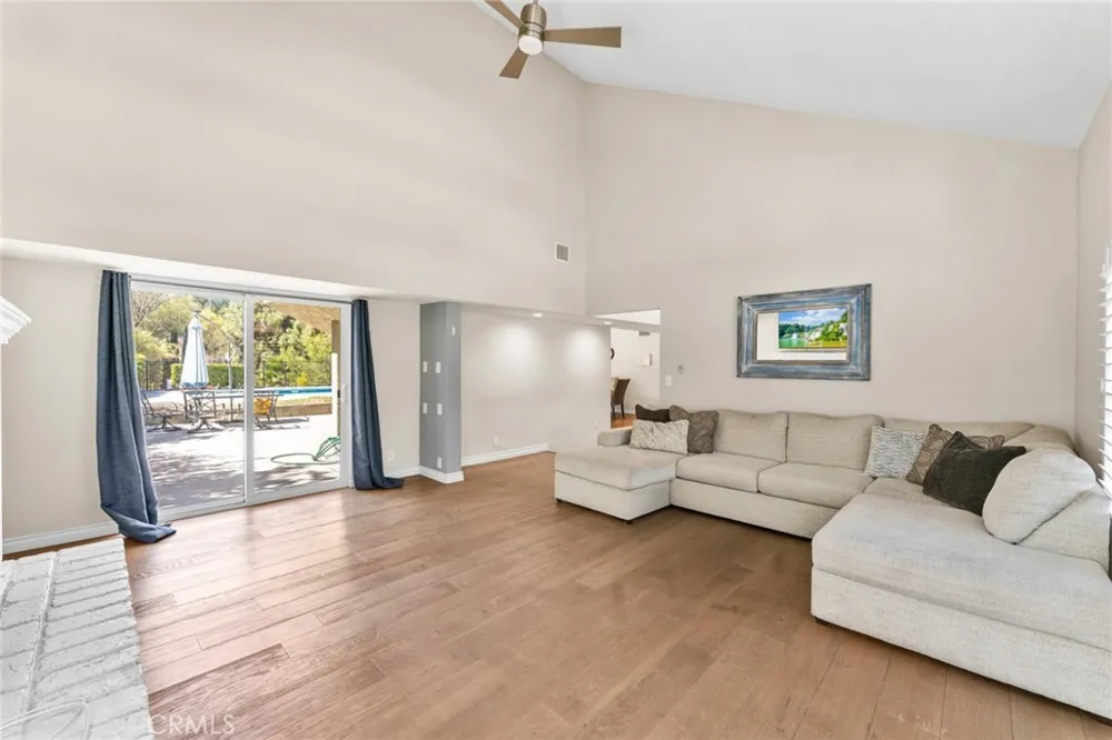 1638 Avenida Monte Vista San Dimas, CA 91773