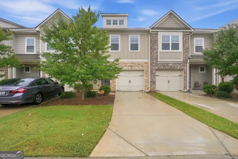 5267 Mill WAY