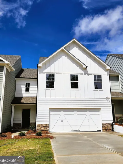 67 Umber LN