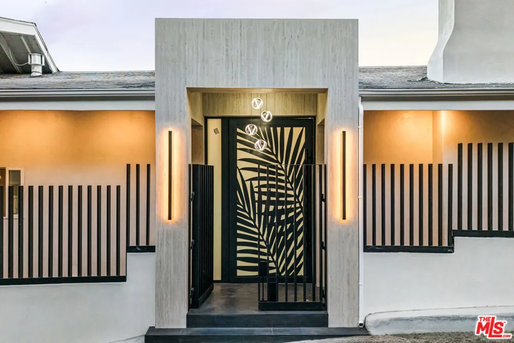 8874 Evanview Drive Los Angeles, CA 90069