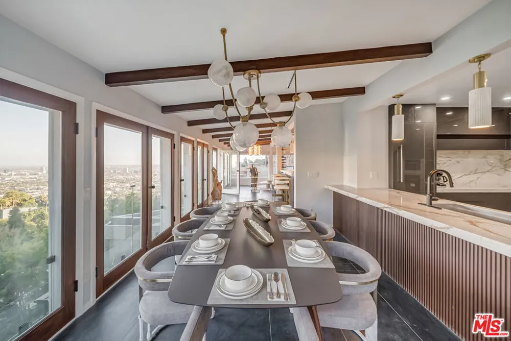 8874 Evanview Drive Los Angeles, CA 90069