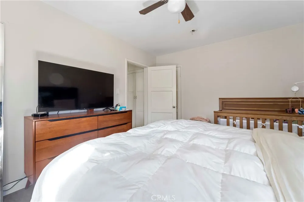 4051 Abourne Road #D Los Angeles, CA 90008
