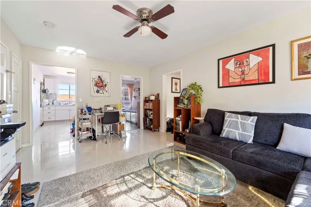4051 Abourne Road #D Los Angeles, CA 90008