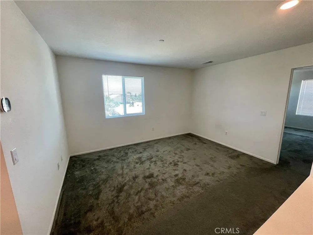 7155 Citrus #359 Fontana, CA 92336