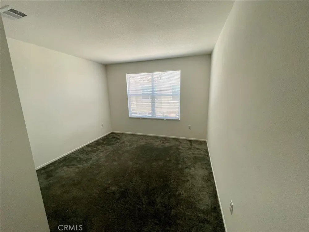 7155 Citrus #359 Fontana, CA 92336