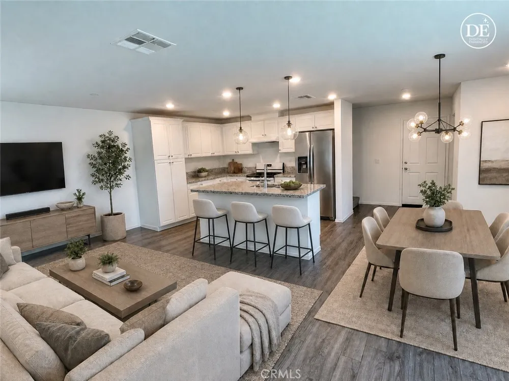 7155 Citrus #359 Fontana, CA 92336