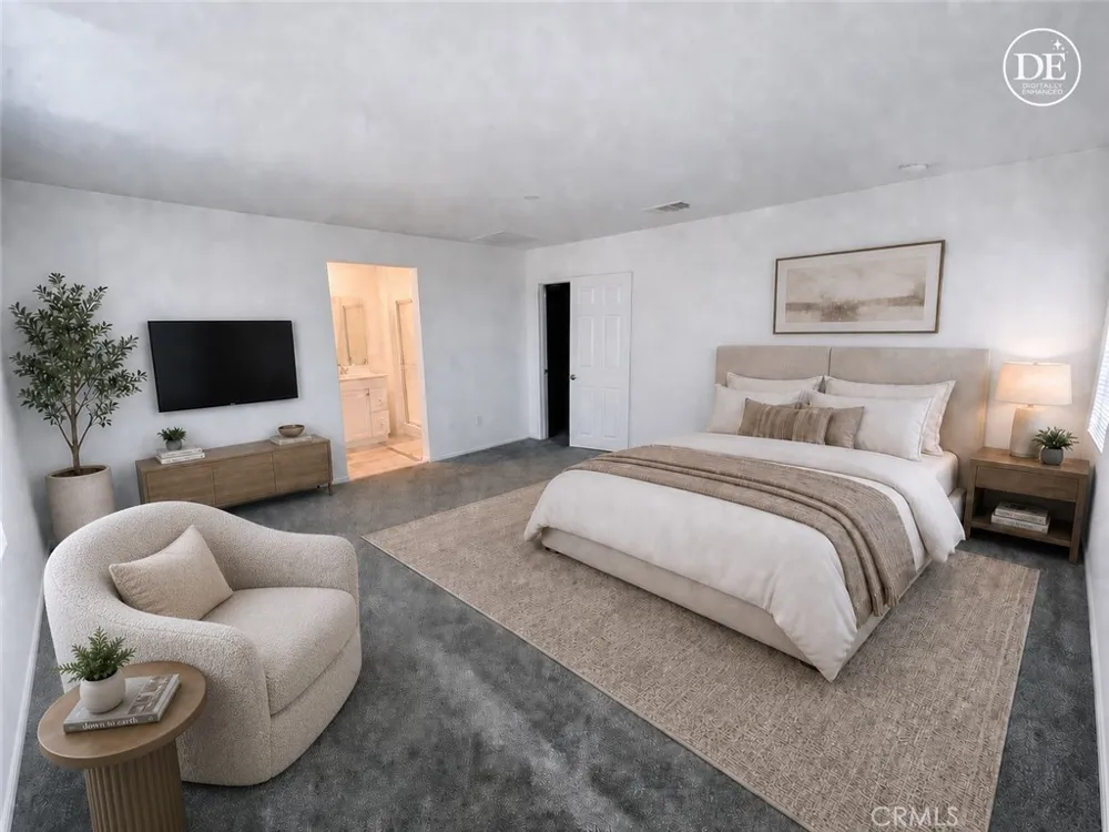 7155 Citrus #359 Fontana, CA 92336