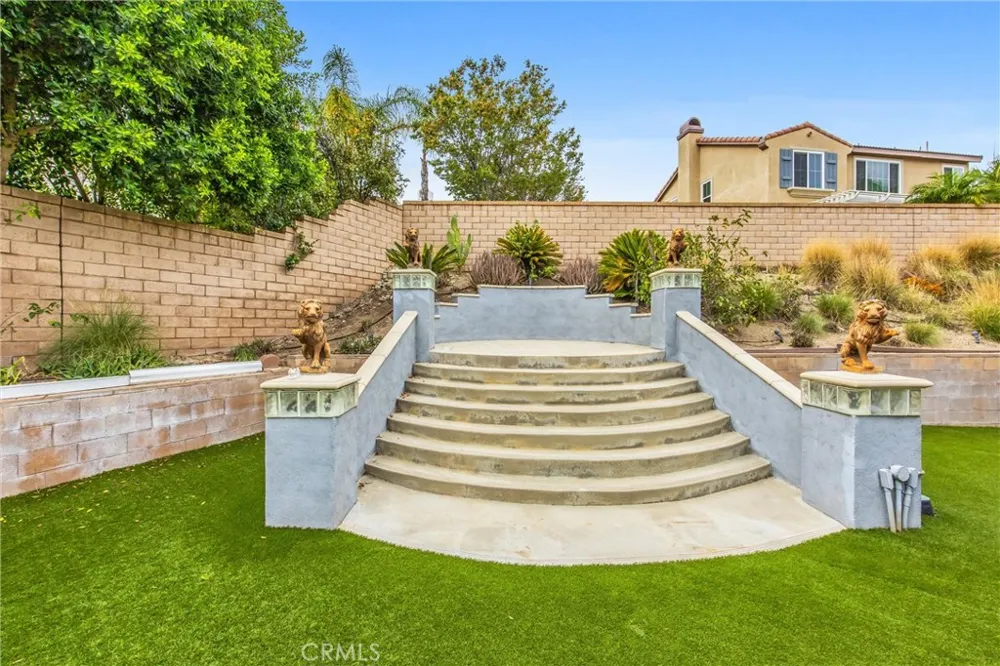 6136 Walnut Grove Court Rancho Cucamonga, CA 91739