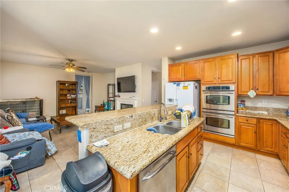 6136 Walnut Grove Court Rancho Cucamonga, CA 91739
