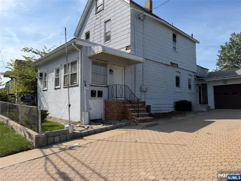 505 Schuyler Avenue 1