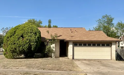 3002 Cottonweed Trail