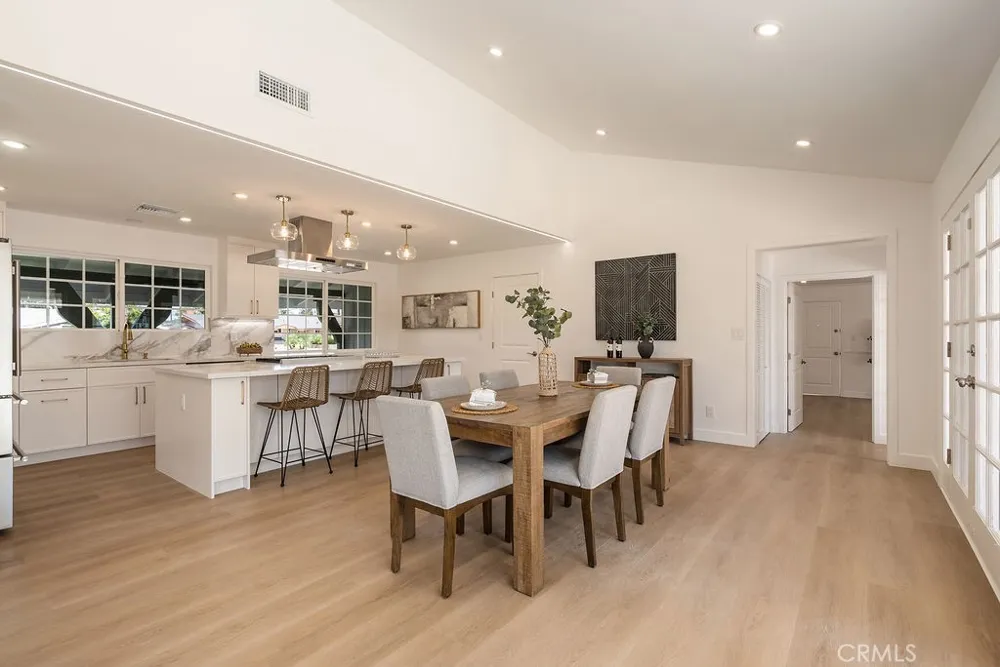 2608 W Palais Road Anaheim, CA 92804