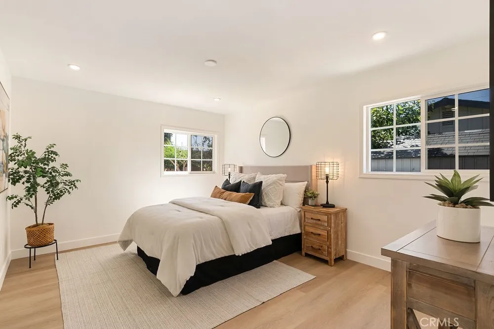 2608 W Palais Road Anaheim, CA 92804