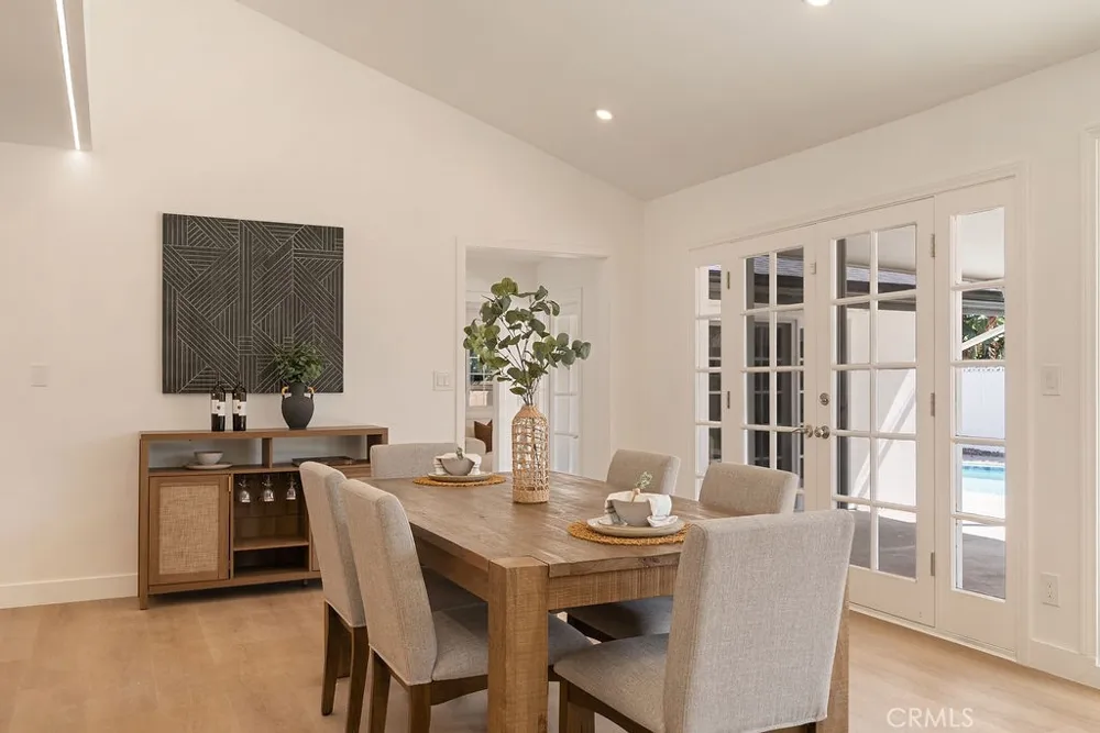 2608 W Palais Road Anaheim, CA 92804