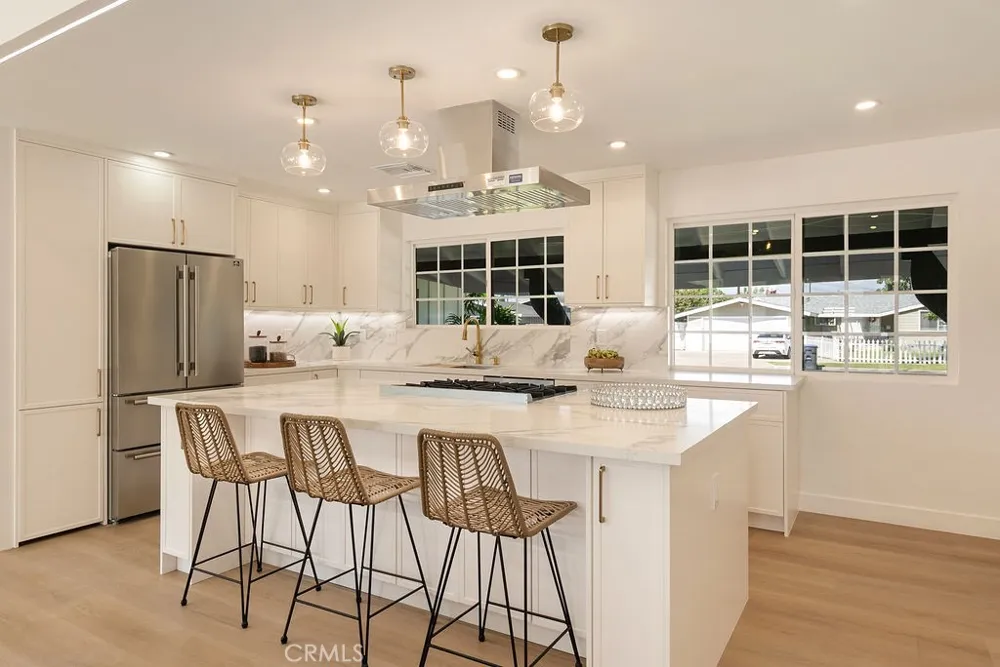2608 W Palais Road Anaheim, CA 92804