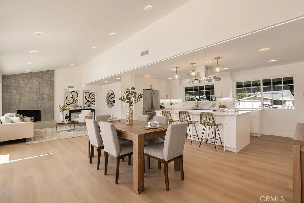2608 W Palais Road Anaheim, CA 92804