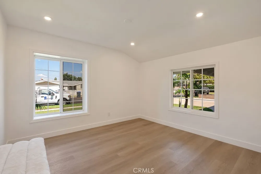 2608 W Palais Road Anaheim, CA 92804