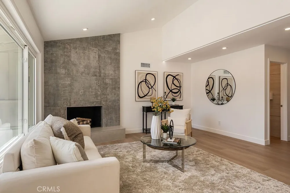 2608 W Palais Road Anaheim, CA 92804