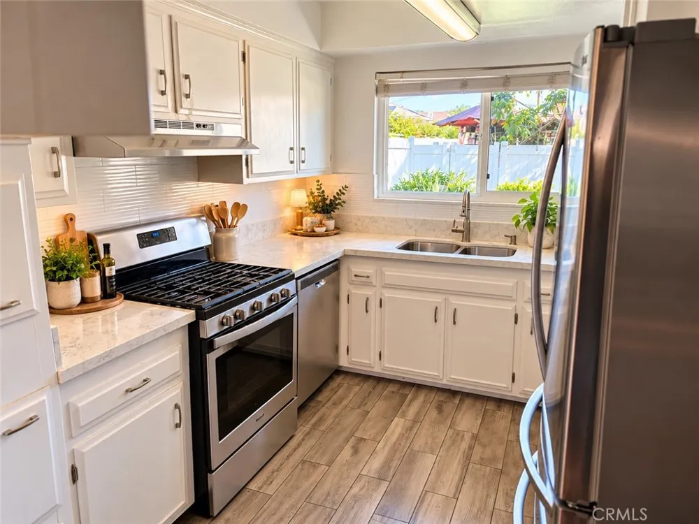 1919 Sherry #64 Santa Ana, CA 92705