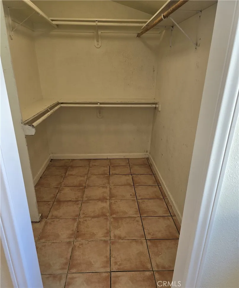 1239 S Vine Avenue Ontario, CA 91762