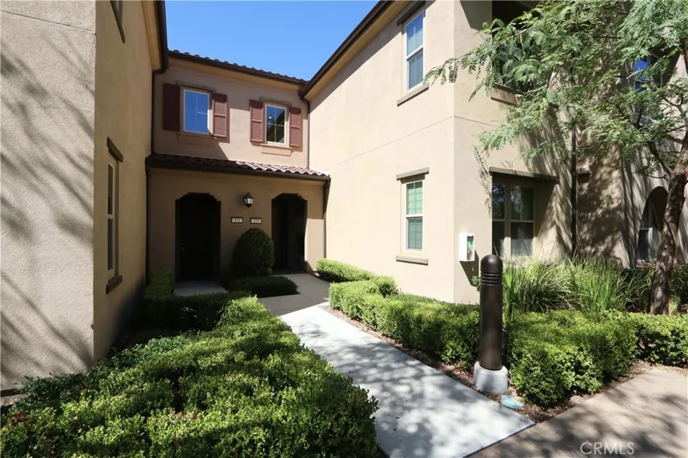 129 Carlow Irvine, CA 92618