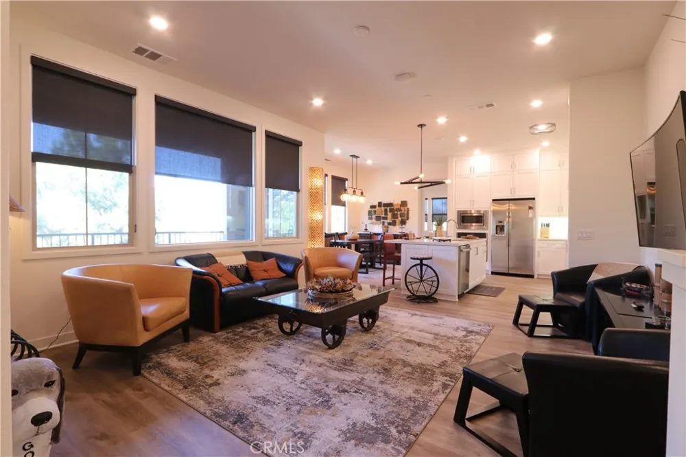 129 Carlow Irvine, CA 92618